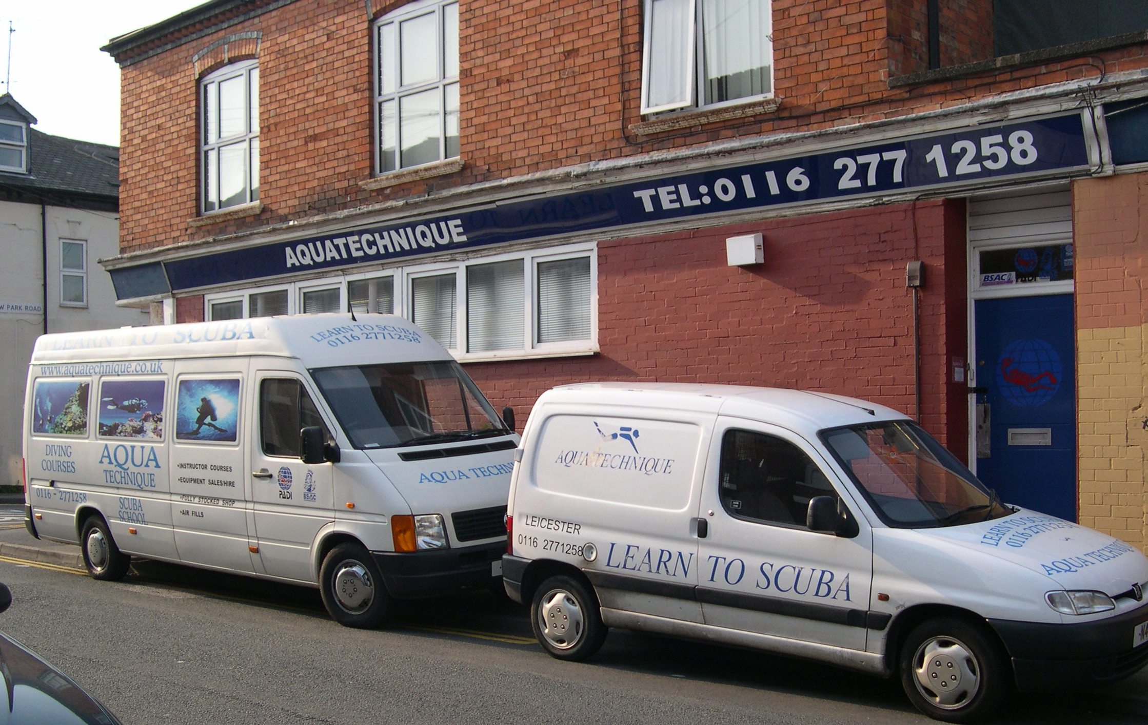 About - AQUATECHNIQUE LEICESTER’S N0 1 PADI 5 STAR CENTRE